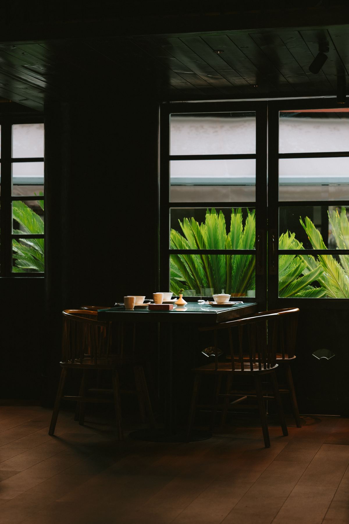 Photograph A7V00397 by Max Du