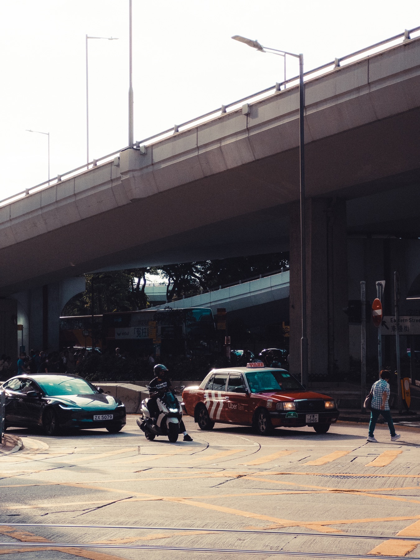 Photograph from Hong Kong & Zhuhai by Max Du