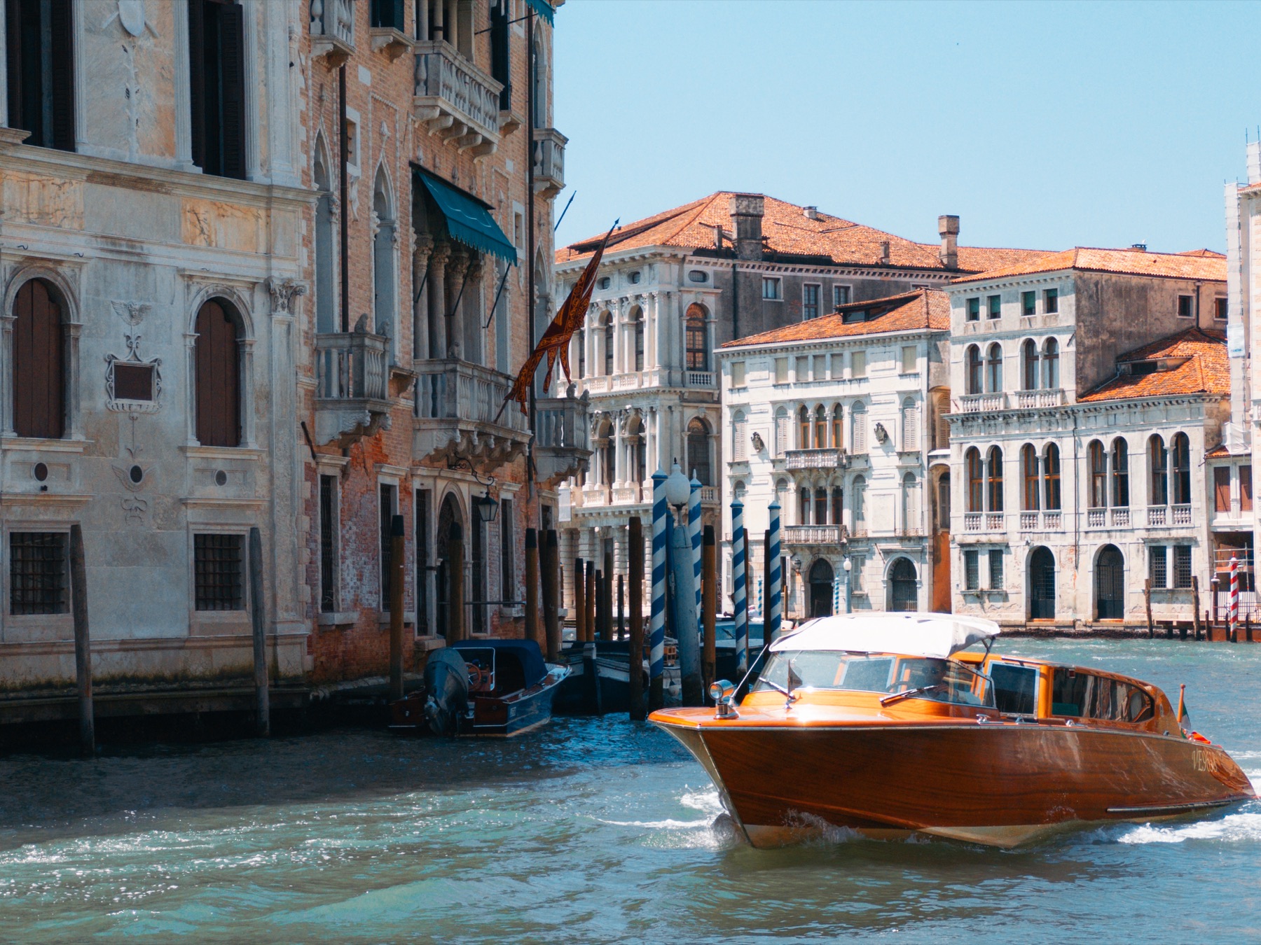 Photograph from Italy by Max Du